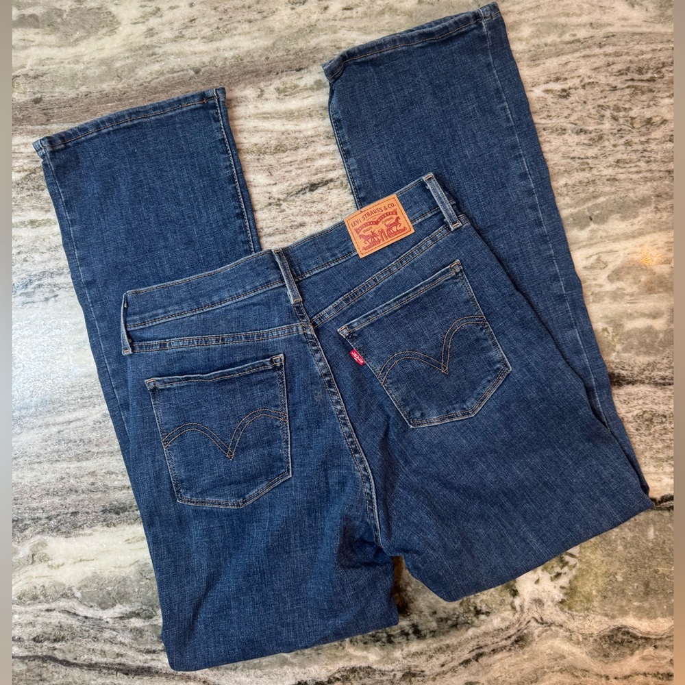 Levi Jeans Classic Bootcut Women’s Size 6